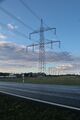 Überquerung der B1 der 380 kV Freileitung von Wustermark nach Thyrow; Aufn. W.H.j., 3/2021