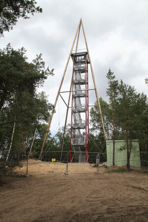 Götzer-Turm 3553 bildgröße ändern.JPG