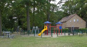 Spielplatz P92A8149 bildgröße ändern.jpg