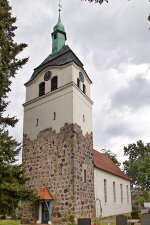 Kirche-Jeserig 1685 bildgröße ändern.jpg