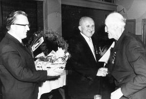 Alter und neuer Bürgermeister 1969.jpg