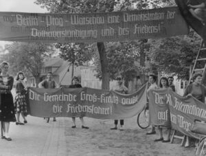 FRIEDENSFAHRT-Transparent bildgröße ändern.jpg