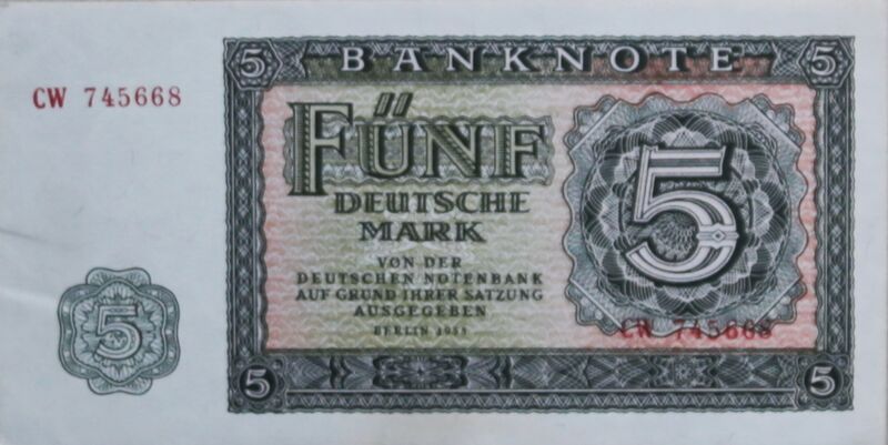 Datei:5 Deutsche Mark Berlin1955 A 8145.JPG